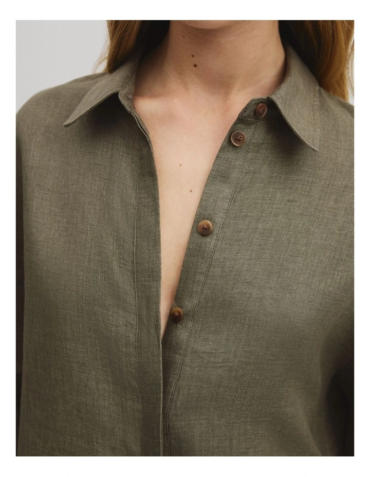 Short Sleeve Linen Shirt in Hedge Green image 3