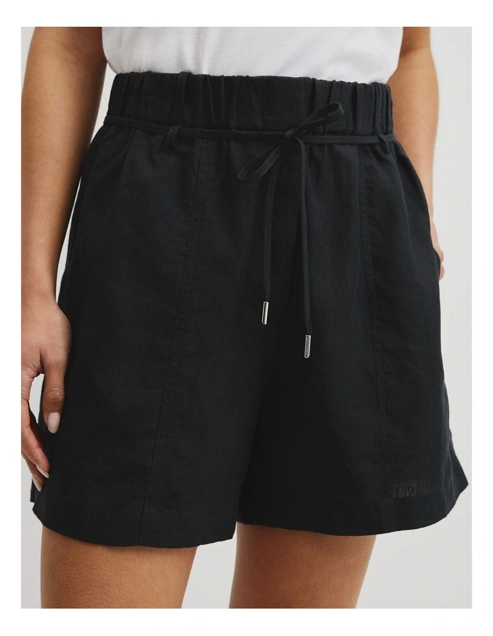 Pull On Linen Short in Black image 3