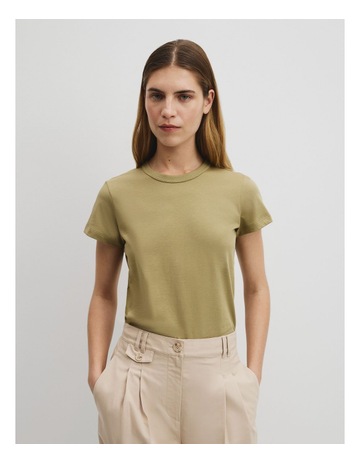 Pistachio colour