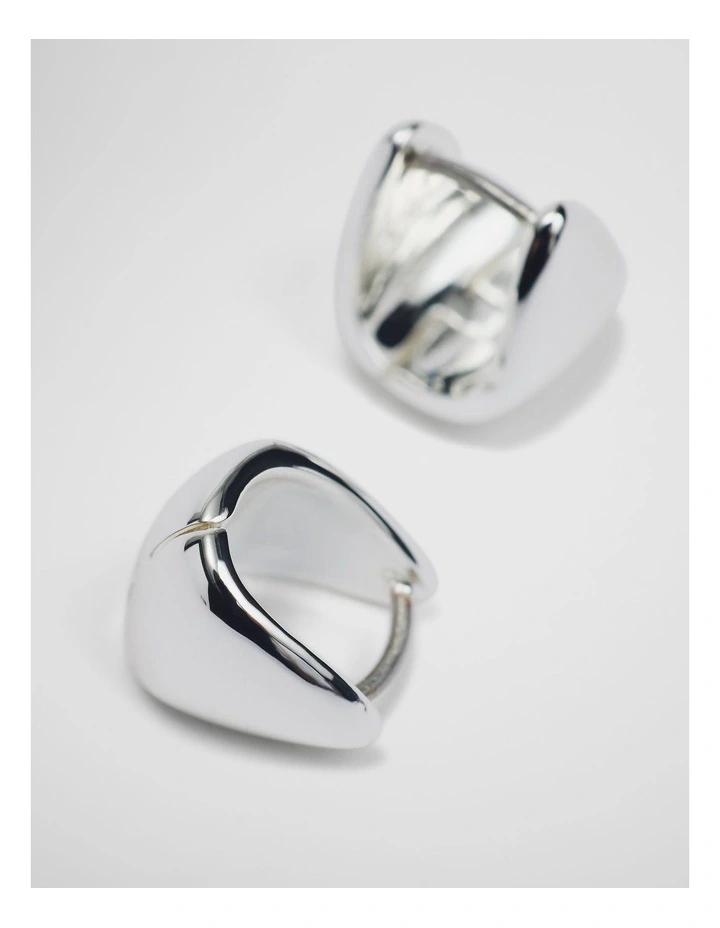 Esme Huggie in Silver image 3
