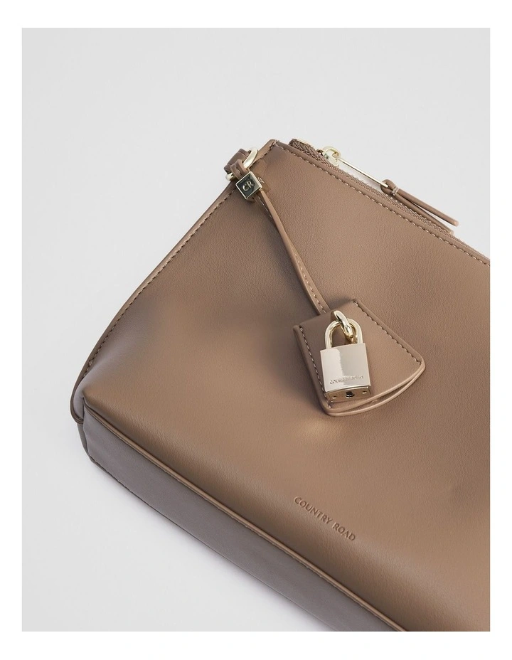 Country Road Lock Pouch in Buff image 4