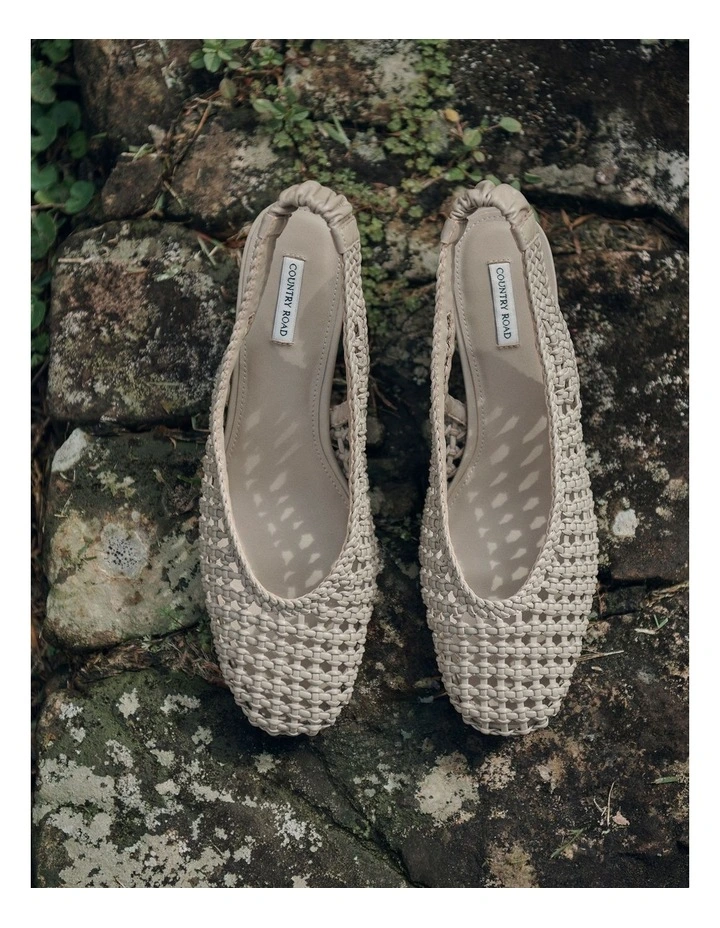 Nina Heel in Buff image 6