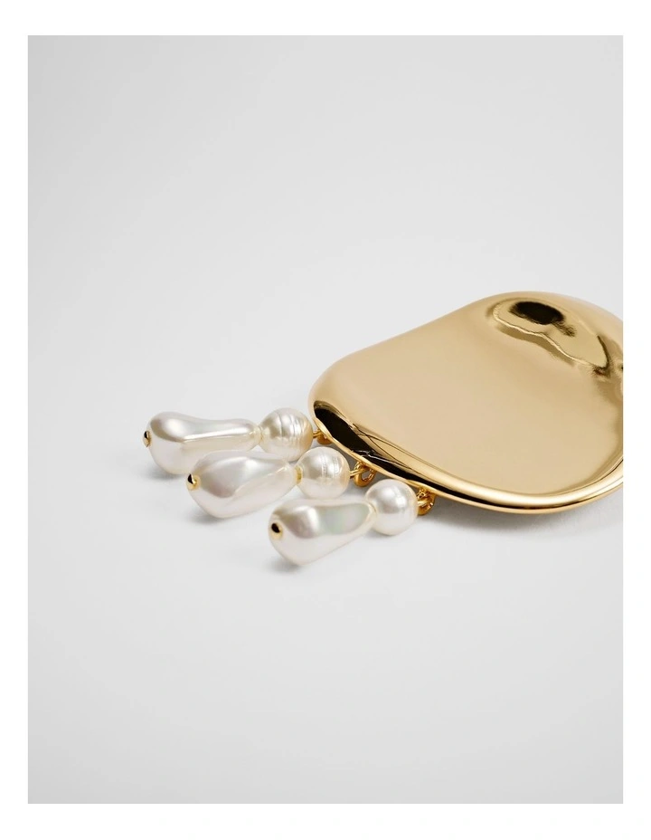 Ada Brooch in Gold image 3