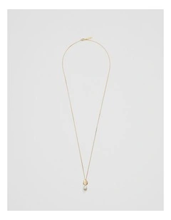 Ada Pendant Necklace in Gold