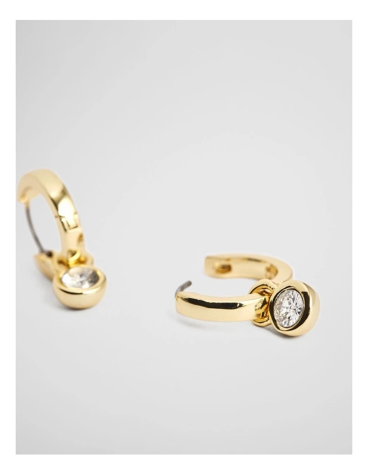 Arya Hoop Earring in Gold image 3