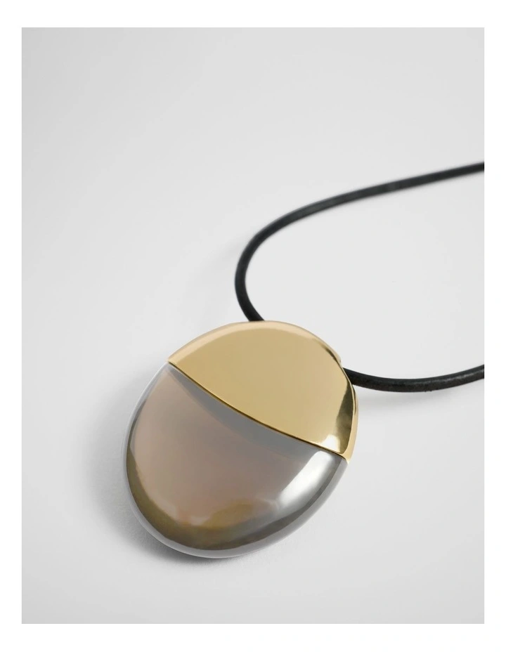 Ora Necklace in Mocha image 3