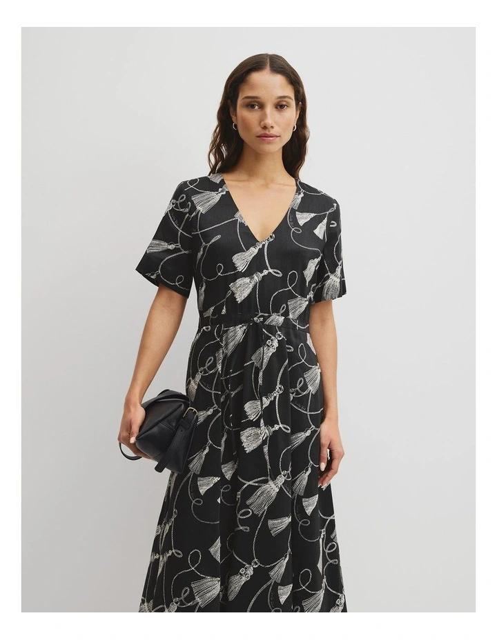Print Cinched Waist Dress in Twisted Rope Print image 4