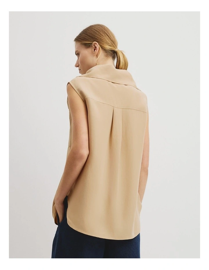 Funnel Neck Tank in Stone Clay image 5