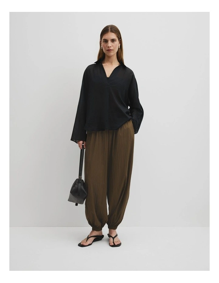 Slouchy Shirt in Black image 4
