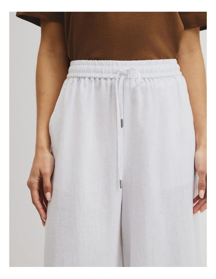 Pull-on Linen Pant in White image 3