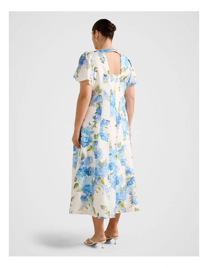 Kaya Printed Flutter Sleeves Midi Dress in Multi image 2