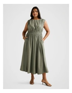 Afina Extended Shoulder Midi Dress in Green