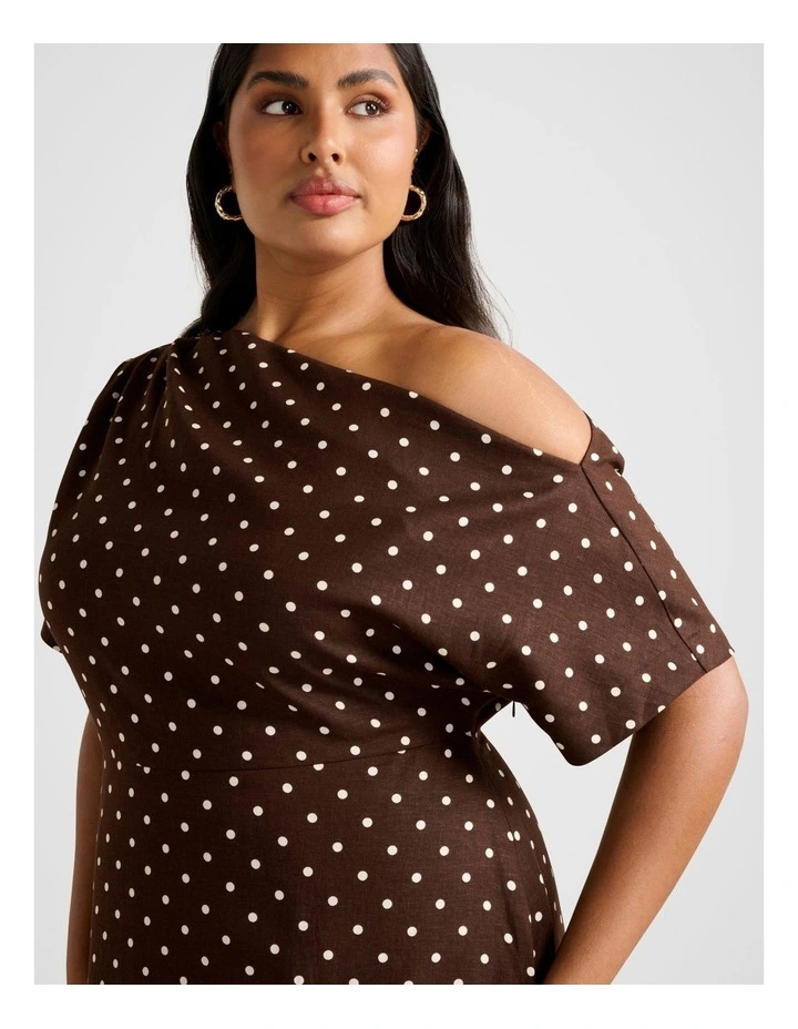 Tracy Tipped Shoulder Midi Dress in Brown image 4