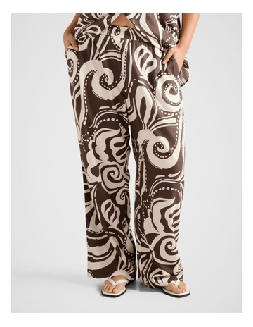 Collett Abstract Co-ord colour