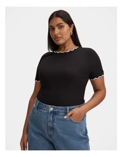 Rebecca Curve Scallop Trim T-shirt in Black