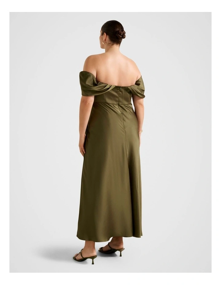 Carmella Bardot Neck Midi Dress in Green image 2