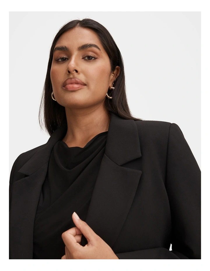 Victoria Single Breasted Blazer in Black image 4