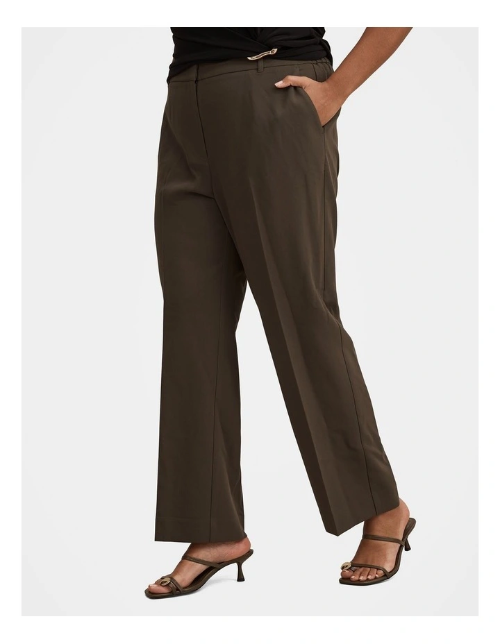 Ada Straight Leg Pants in Green image 3