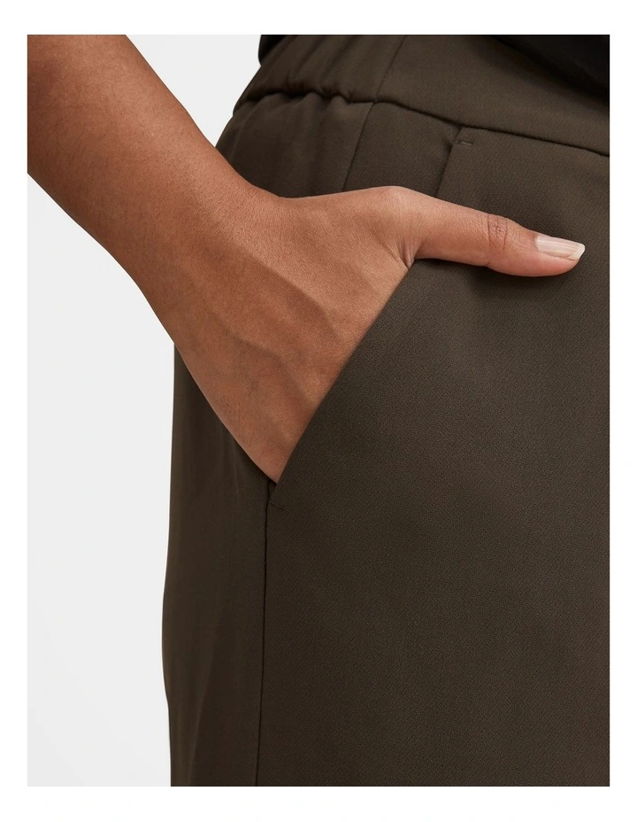 Ada Straight Leg Pants in Green image 4