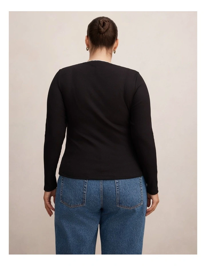 Rebecca Scallop Long Sleeves Top in Black image 2