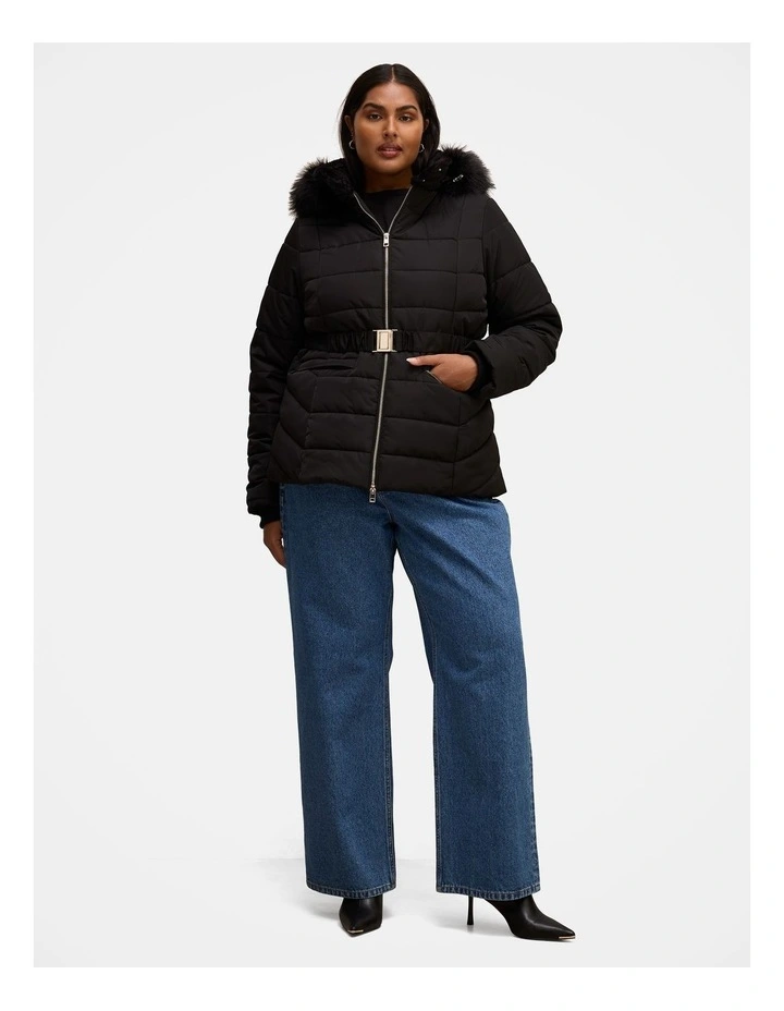 Macey Short Puffer Jacket in Black image 5