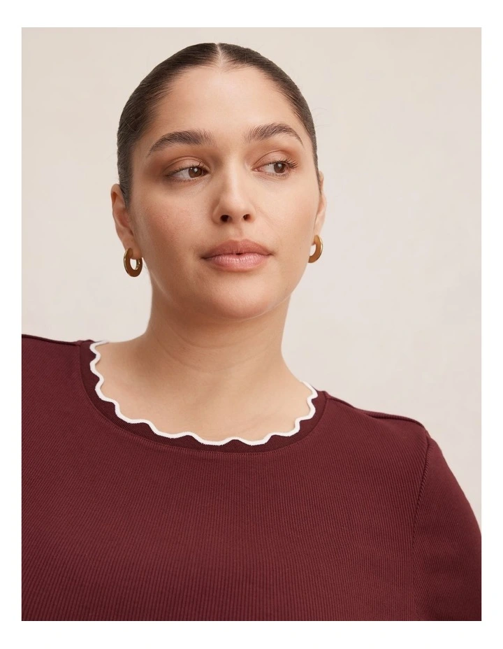 Rebecca Scallop Trim T-shirt in Burgundy image 4