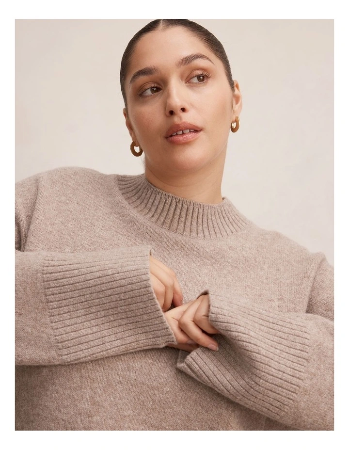 Kerrie Relaxed Sweater in Soft Mocha image 4