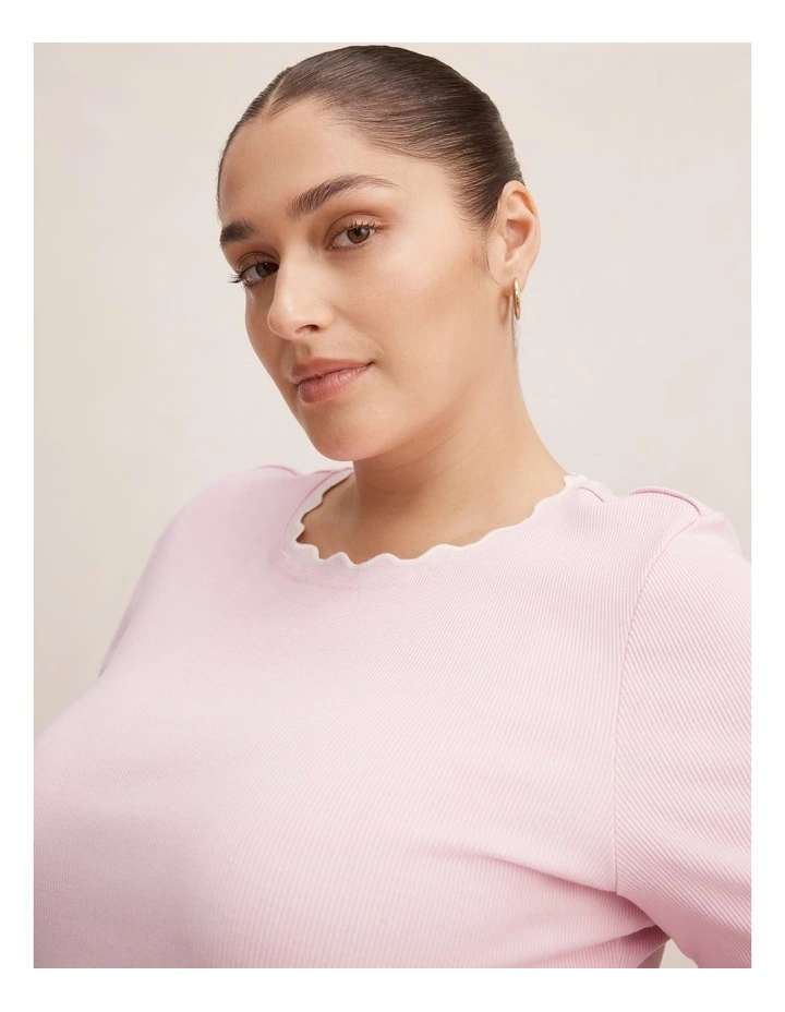 Rebecca Scallop Trim T-Shirt in Pink image 4