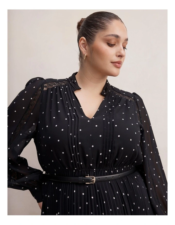 Clara Pleated Lace Trim Midi Dress in Black image 4