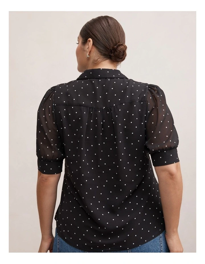 Faye Short Sleeves Blouse in Black image 2