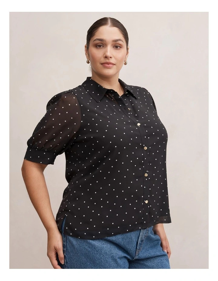 Faye Short Sleeves Blouse in Black image 3