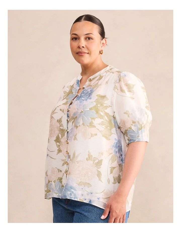 Tahlia Tuck Detail Blouse in Cream image 3