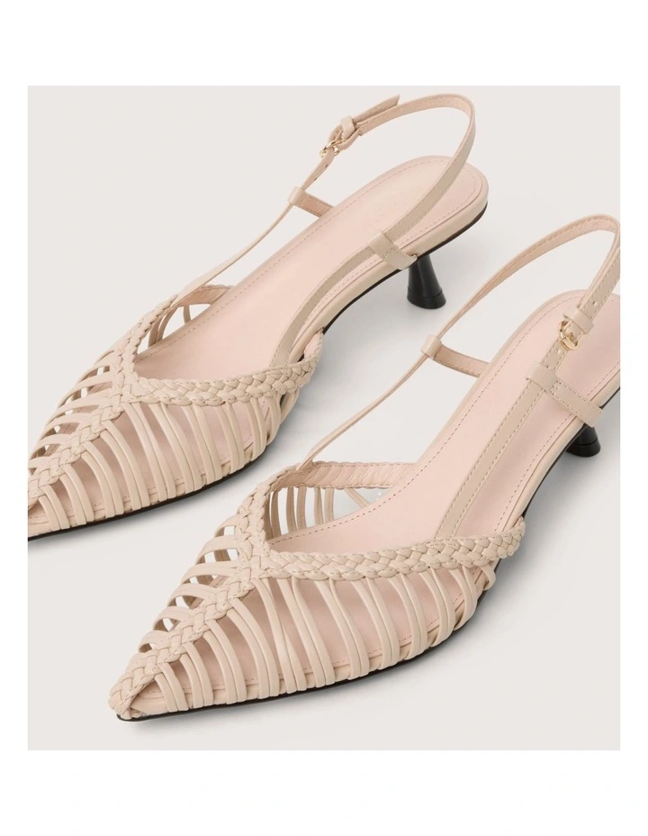 Amira Heel in Nude image 2