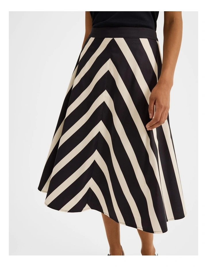 Umbrella Chevron Midi Skirt in Ink image 4