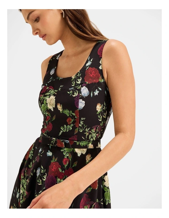 Soiree Midi Dress in Black image 4