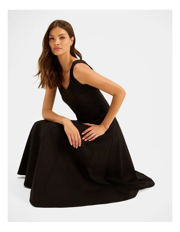 Elodie Midi Dress in Black image 6