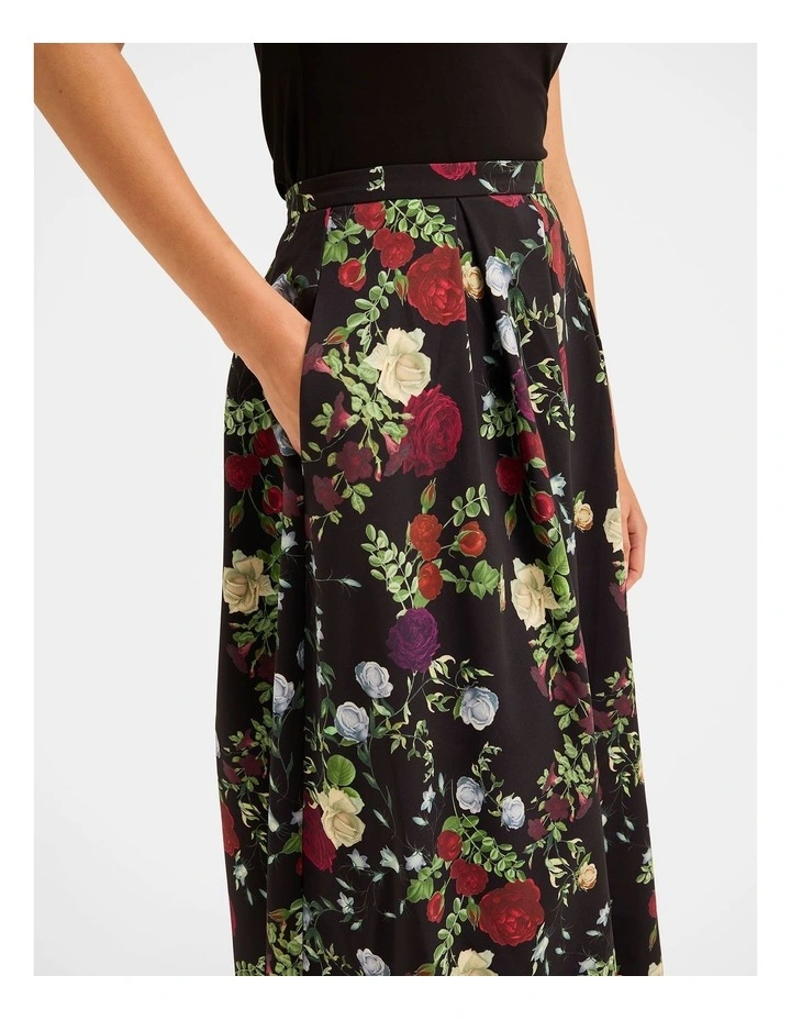 Soiree Midi Skirt in Black image 3