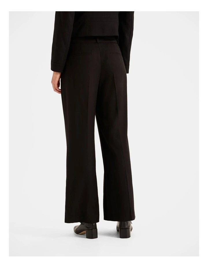 Vivien Pant in Black image 2