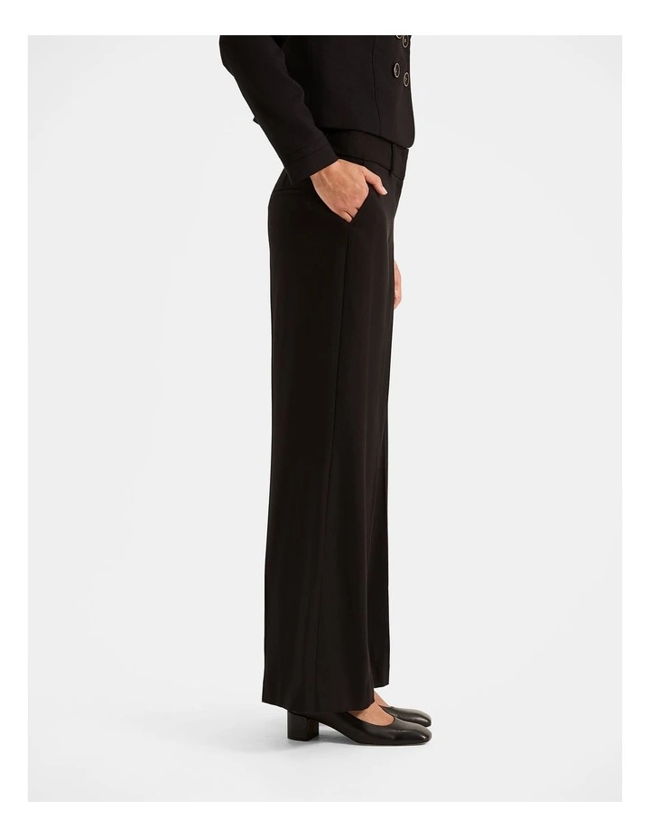 Vivien Pant in Black image 3