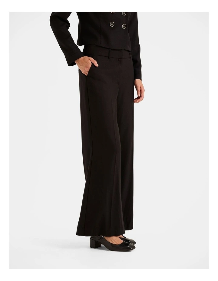 Vivien Pant in Black image 5