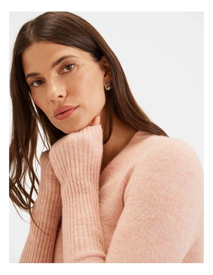 Neve Knit image 3