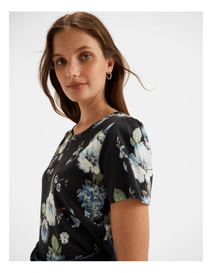 Appolonia Tee image 5