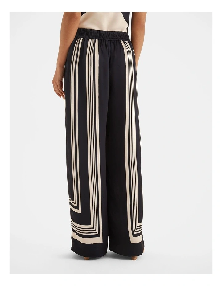 Etta Pant image 2