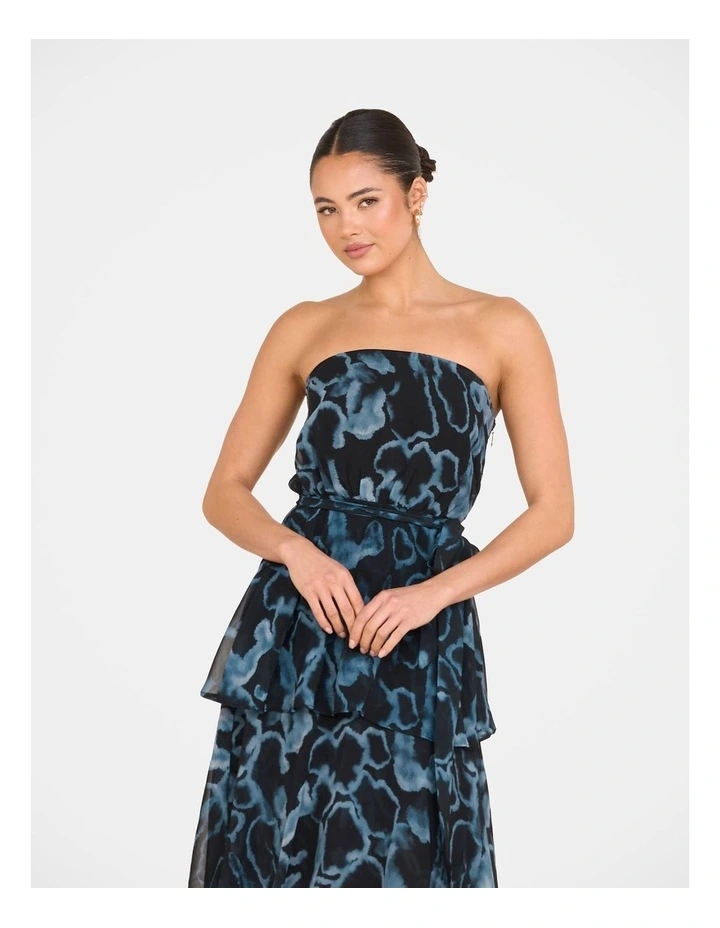 Vallia Tiered Maxi Dress in Green image 5