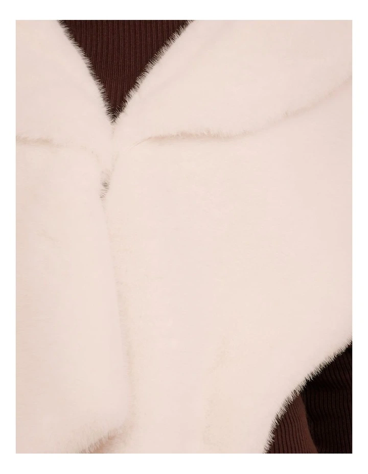 Blakely Faux Fur Stole Jacket in Cream image 6