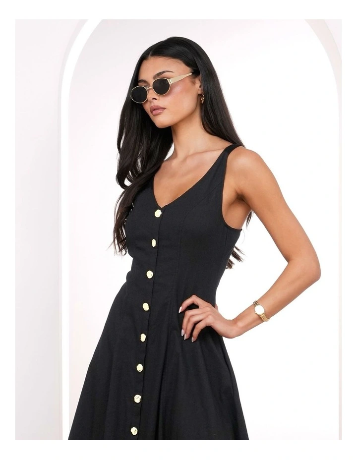 Xemina Sleeveless Midi Dress image 4