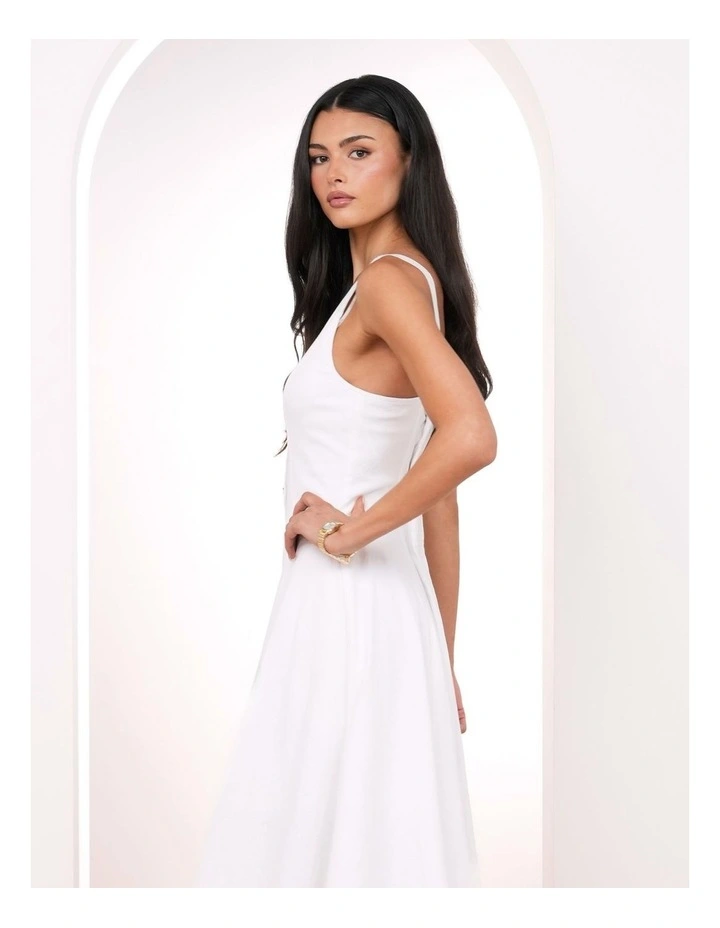 Xemina Sleeveless Midi Dress image 5