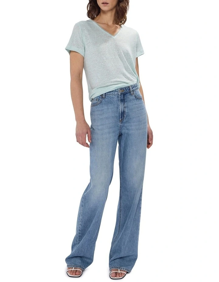 Sam V-neck Linen Tee in Sea Spray image 2