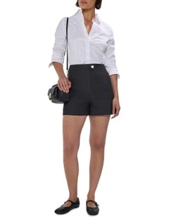 Tate Smart Denim Short in Washed Black