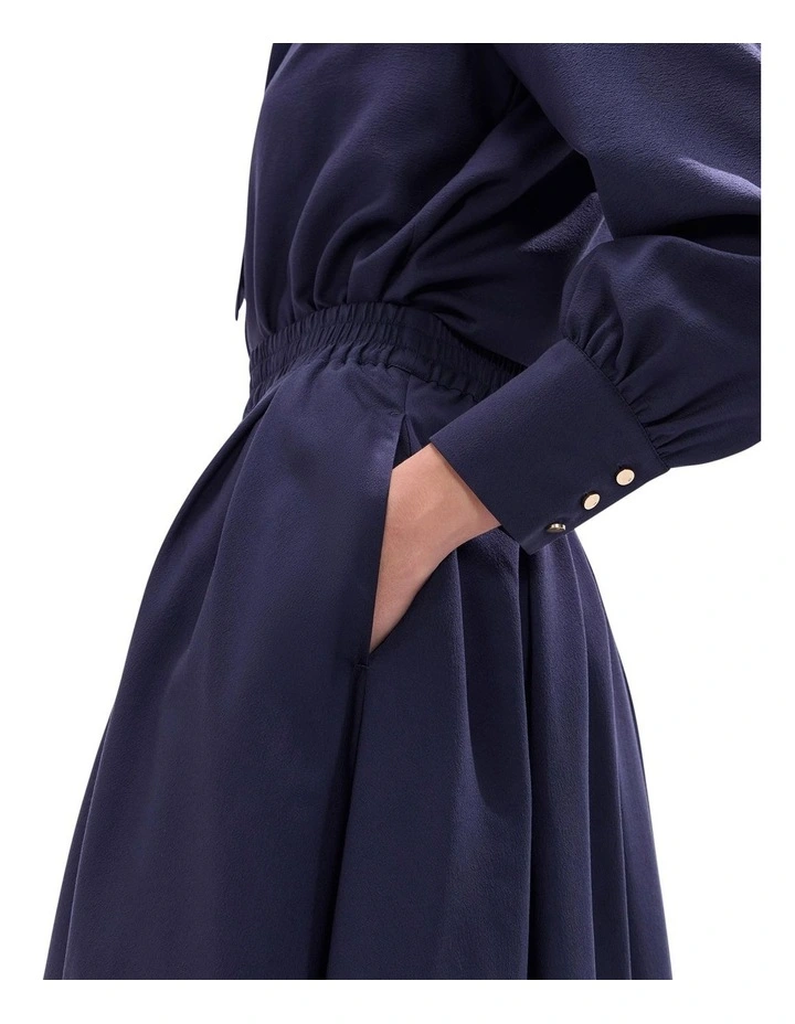 Twlight Midi Skirt in Navy image 3
